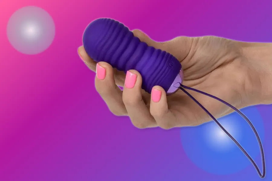 LOVE EGGS & VIBRATING LOVE EGGS